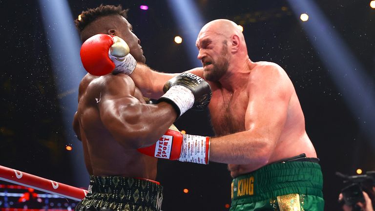 Tyson Fury vs Francis Ngannou