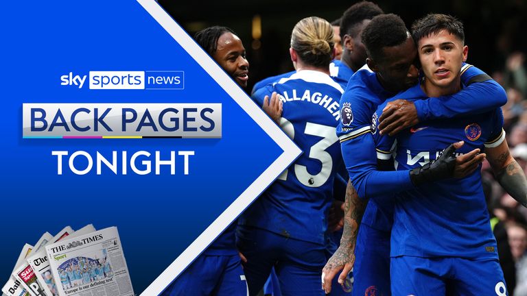 Chelsea's Enzo Fernandez (right) celebrates scoring their side's first goal of the game during the Premier League match at Stamford Bridge, London. Picture date: Sunday December 3, 2023.